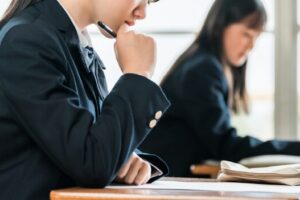 学習塾のDM作成の方法とは？集客力を高めるコツ・製作費・配布方法まで詳しく紹介