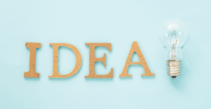 IDEAと書かれた末尾に豆電球のイメージ